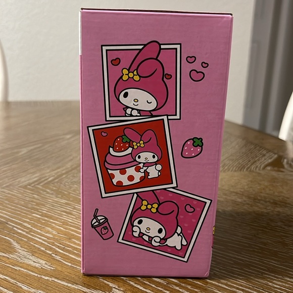 Hello Kitty Build Kit Block Figure - My Melody - 111 Pieces - Picture 3 of 6